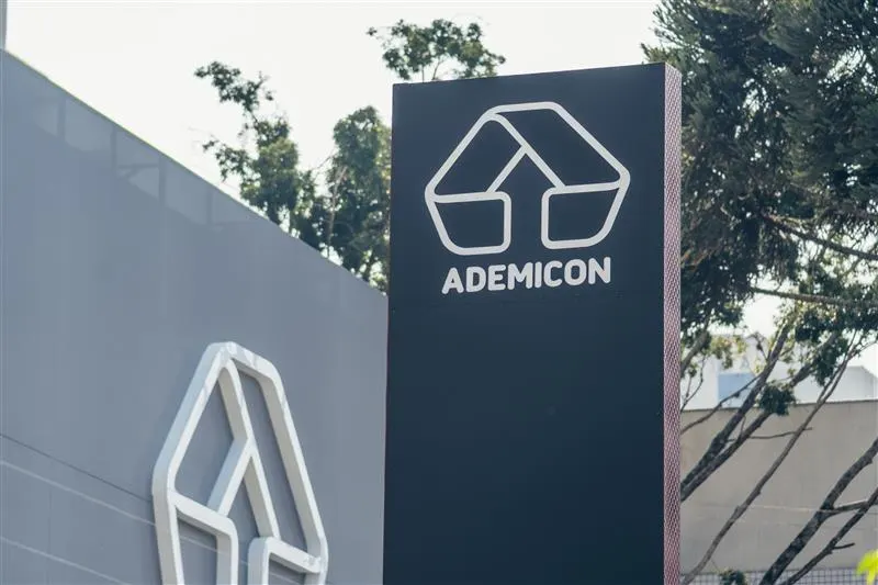 Ademicon Consórcio de Imóveis Veículos